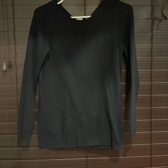 GAP Black Ribbed Sweater - Picture 2 of 5